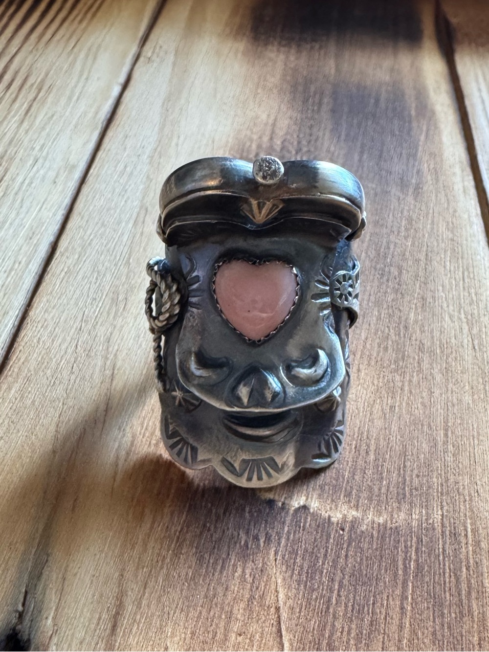 Tim Yazzie Pink Conch Saddle Ring Adjustable